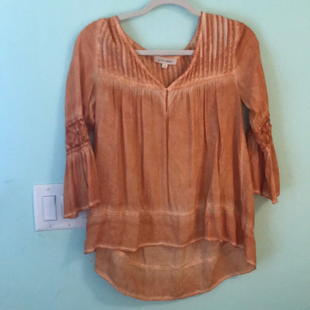 Cute orange shirt